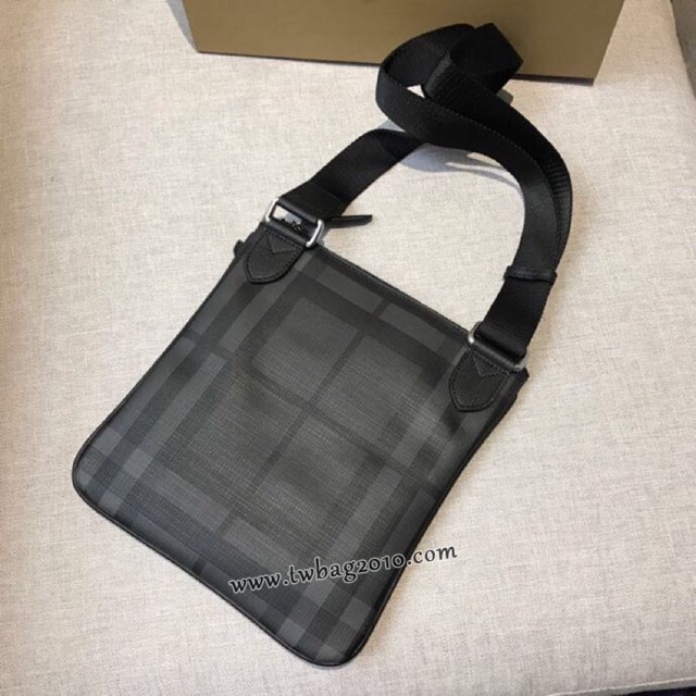 Burberry專門店新款單肩斜挎包 巴寶莉London格紋男士單肩斜挎包 yxb1297